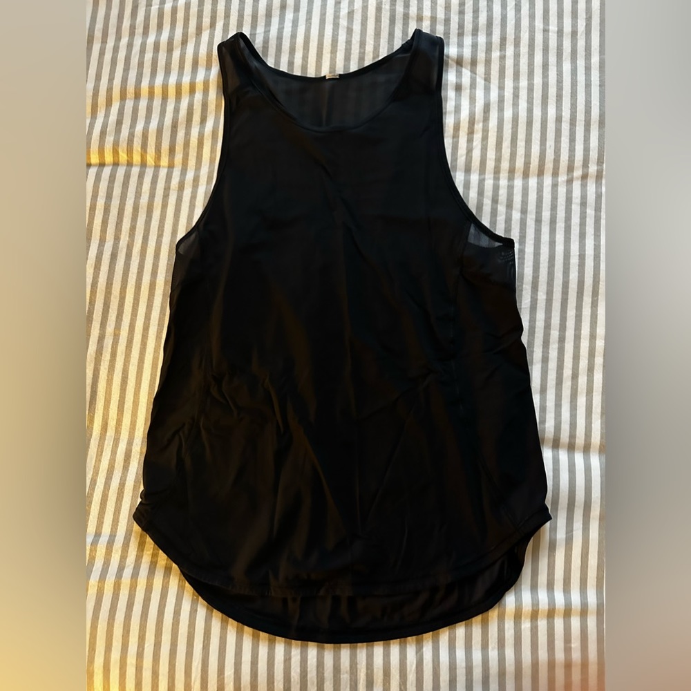 Lululemon workout top - black